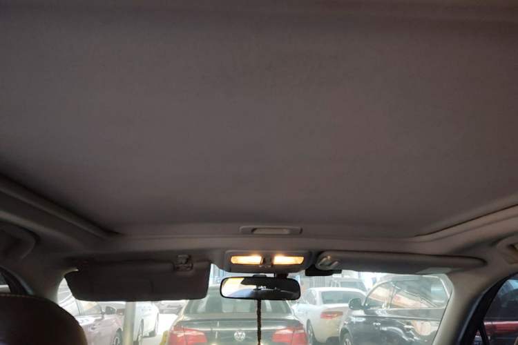 Used Subaru Forester 2013 2.5i Automatic Luxury Edition Headliner