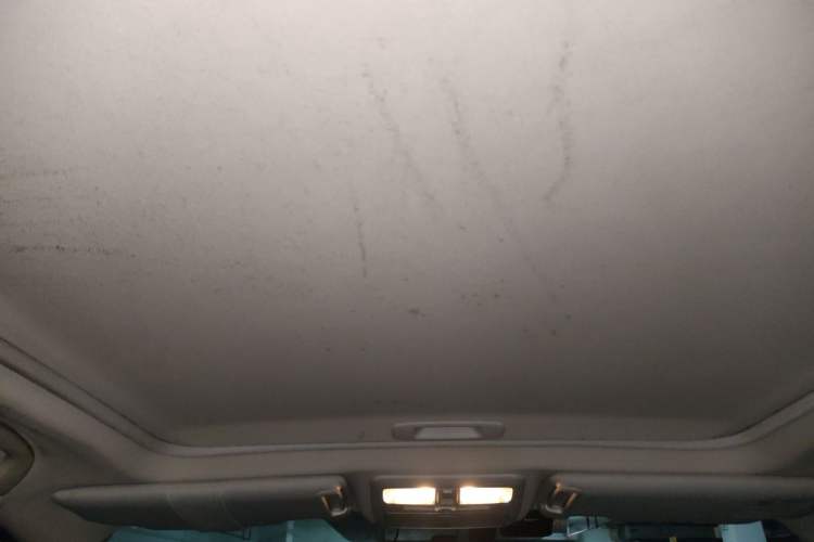 Used Subaru Forester 2013 2.5i Automatic Luxury Edition Headliner