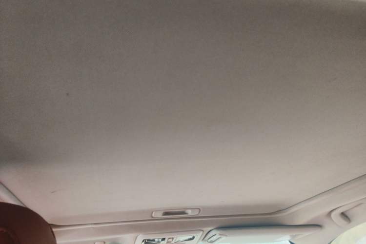 Used Subaru Forester 2013 2.5i Automatic Luxury Edition Headliner