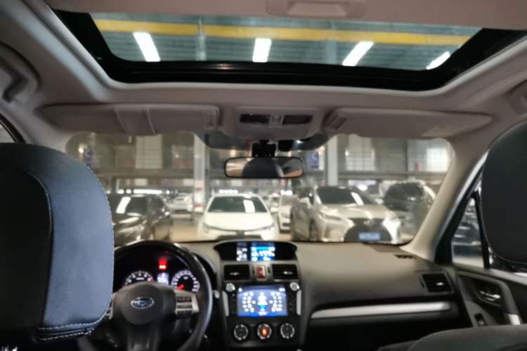 Used Subaru Forester 2013 2.5i Automatic Luxury Edition Headliner