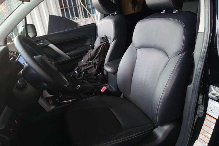 Used Subaru Forester 2013 2.5i Automatic Luxury Edition Left Front Seat