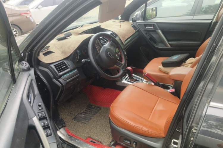 Used Subaru Forester 2013 2.5i Automatic Luxury Edition Left Front Seat