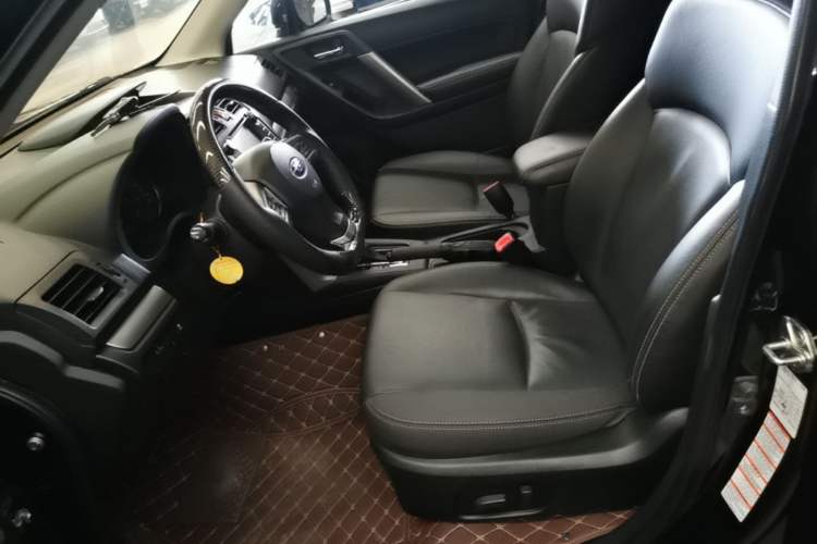 Used Subaru Forester 2013 2.5i Automatic Luxury Edition Left Front Seat