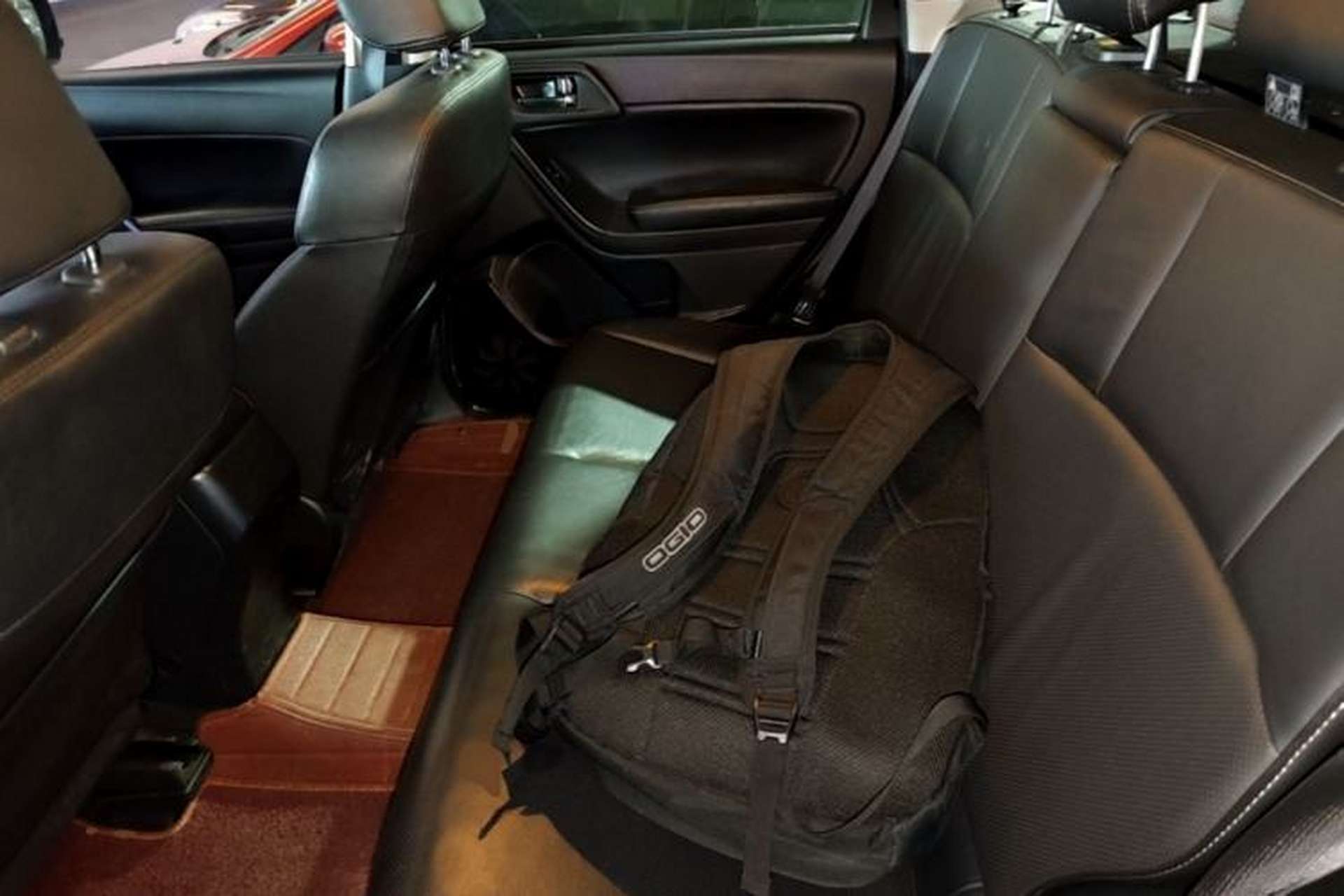 Used Subaru Forester 2013 2.5i Automatic Luxury Edition Left Rear Seat