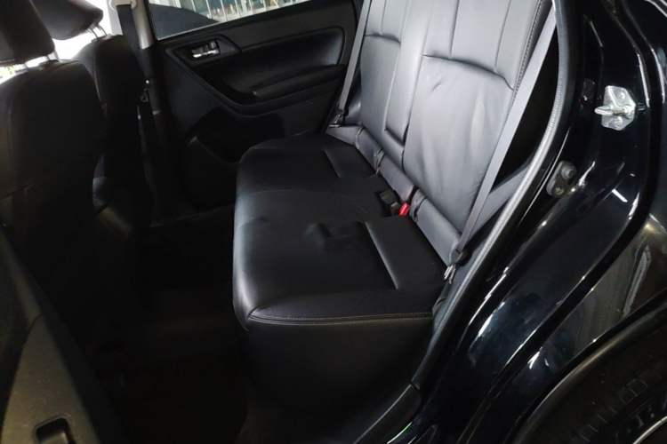 Used Subaru Forester 2013 2.5i Automatic Luxury Edition Left Rear Seat