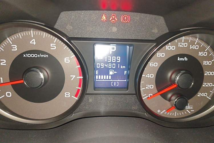 Used Subaru Forester 2013 2.5i Automatic Elite Navigation Edition Odometer Close Up