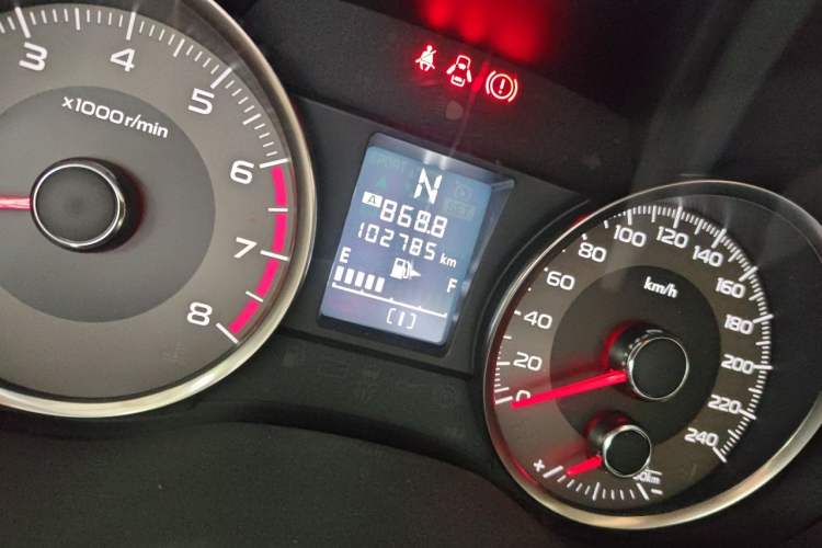 Used Subaru Forester 2013 2.5i Automatic Elite Navigation Edition Odometer Close Up