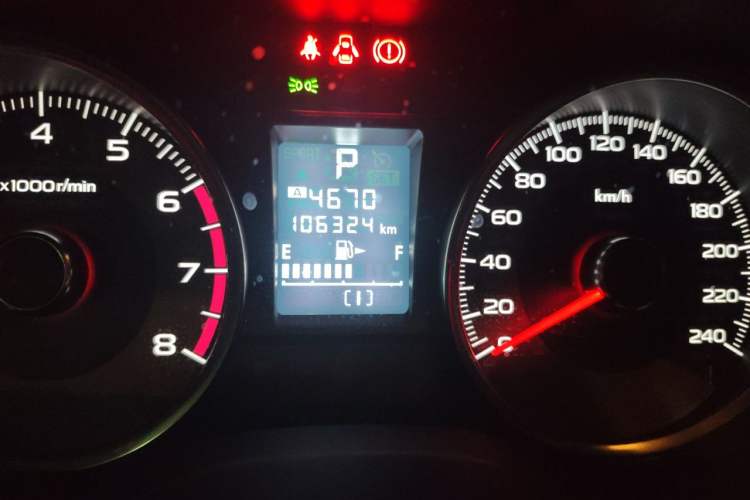Used Subaru Forester 2013 2.5i Automatic Luxury Edition Odometer Close Up