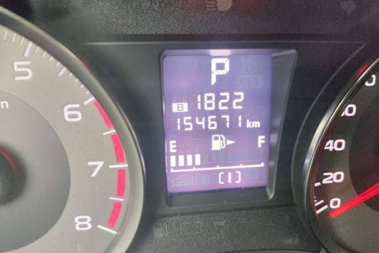 Used Subaru Forester 2013 2.5i Automatic Luxury Navigation Edition Odometer Close Up