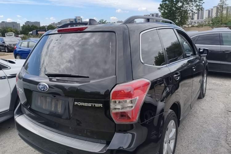 Used Subaru Forester 2013 2.0i Automatic Luxury Edition Rear Right 45 Deg