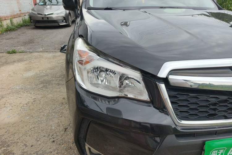 Used Subaru Forester 2013 2.5i Automatic Prestige Edition Right Front Headlight