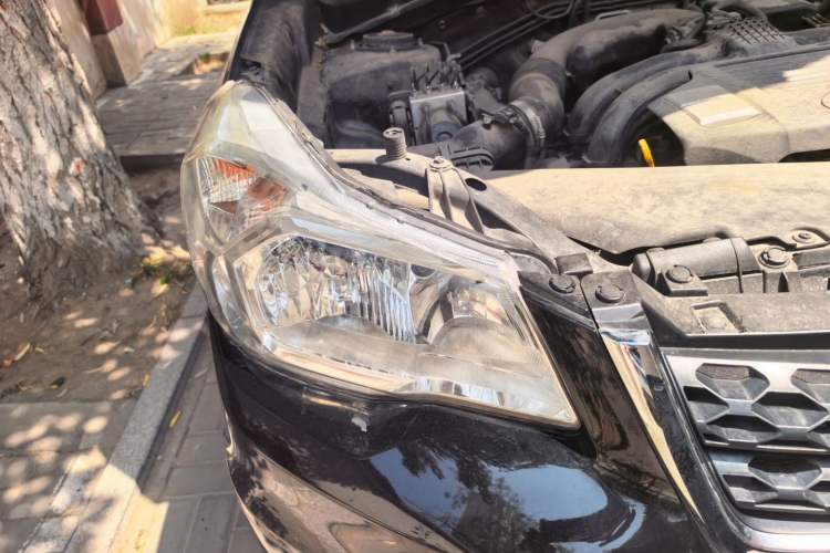 Used Subaru Forester 2013 2.0i Automatic Luxury Edition Right Front Headlight