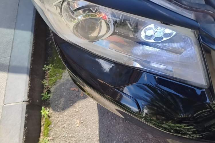 Used Subaru Forester 2013 2.5i Automatic Prestige Edition Right Front Headlight