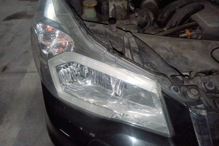 Used Subaru Forester 2013 2.5i Automatic Luxury Navigation Edition Right Front Headlight