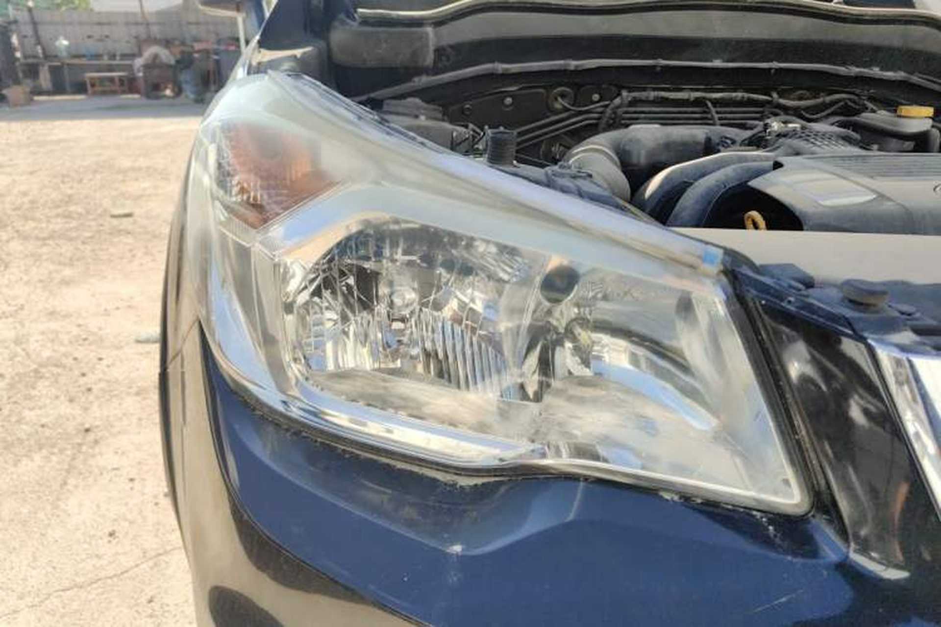 Used Subaru Forester 2013 2.0i Automatic Luxury Edition Right Front Headlight