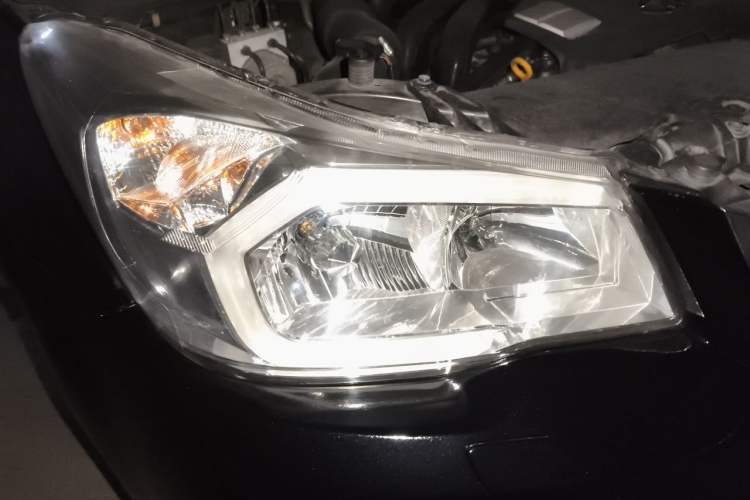 Used Subaru Forester 2013 2.5i Automatic Prestige Edition Right Front Headlight