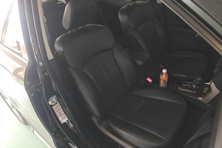 Used Subaru Forester 2013 2.5i Automatic Luxury Edition Right Front Seat