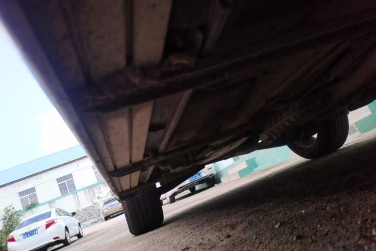 Used Subaru Forester 2013 2.5i Automatic Luxury Edition Right Side Sill