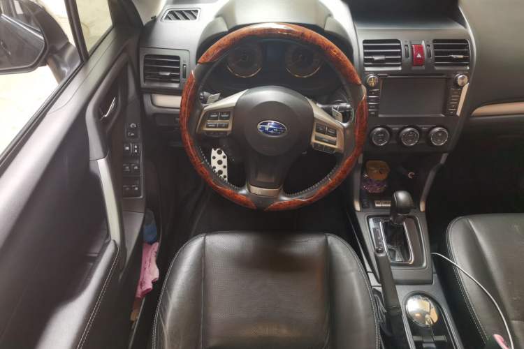 Used Subaru Forester 2013 2.5i Automatic Prestige Edition Steering Wheel
