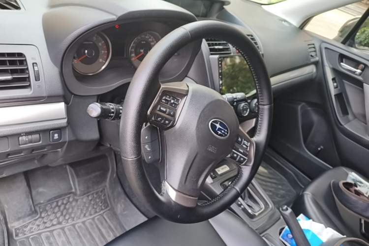 Used Subaru Forester 2013 2.5i Automatic Prestige Edition Steering Wheel
