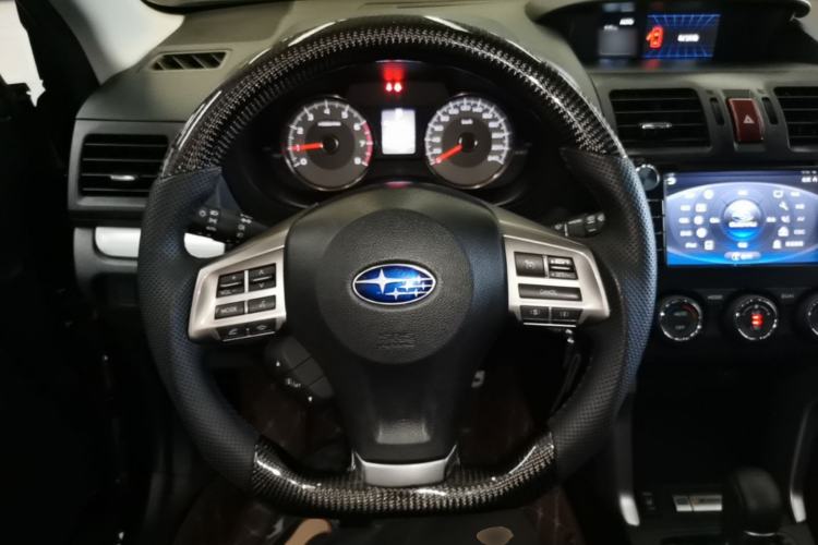 Used Subaru Forester 2013 2.5i Automatic Luxury Edition Steering Wheel