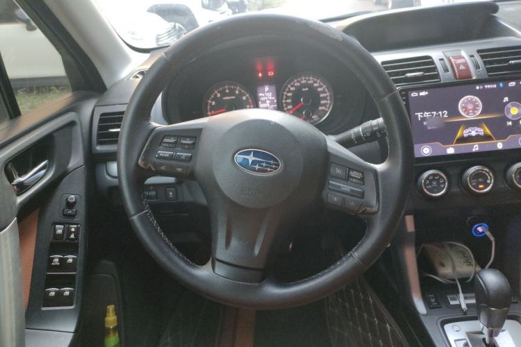 Used Subaru Forester 2013 2.0i Automatic Luxury Edition Steering Wheel