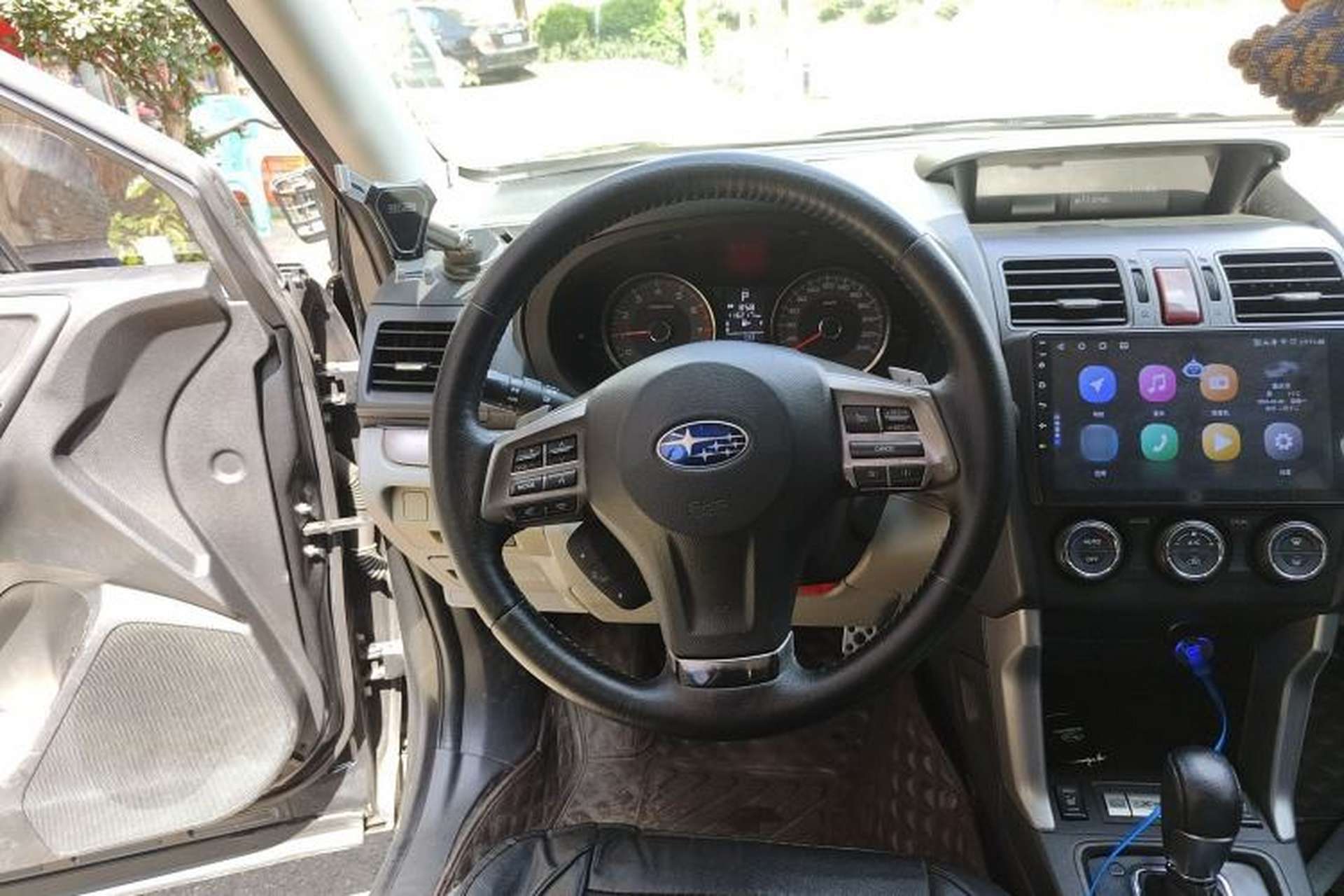 Used Subaru Forester 2013 2.5i Automatic Prestige Edition Steering Wheel