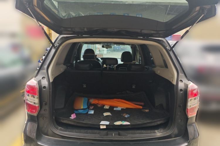 Used Subaru Forester 2013 2.0i Automatic Luxury Edition Trunk