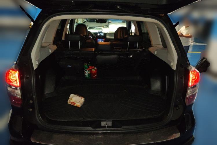 Used Subaru Forester 2013 2.5i Automatic Luxury Edition Trunk