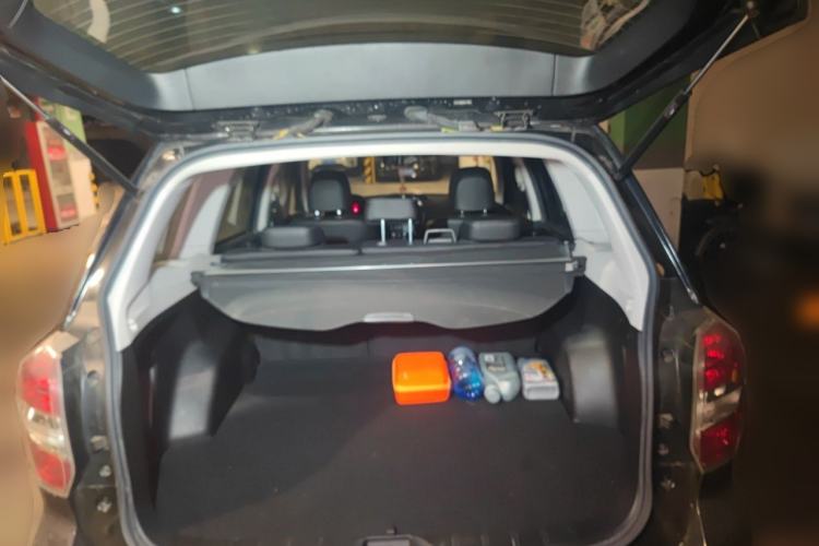 Used Subaru Forester 2013 2.5i Automatic Luxury Edition Trunk
