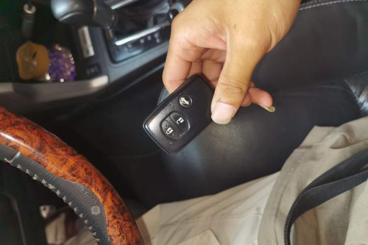 Used Subaru Forester 2013 2.5i Automatic Prestige Edition Vehicle Key