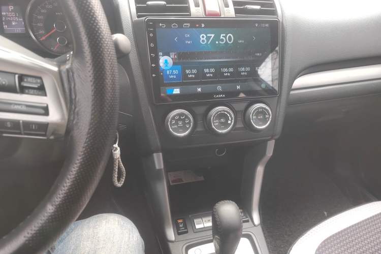 Used Subaru Forester 2013 2.5i Automatic Elite Edition Audio And AC Panel