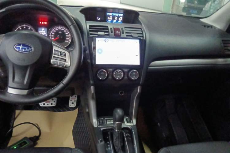 Used Subaru Forester 2013 2.5i Automatic Luxury Edition Audio And AC Panel