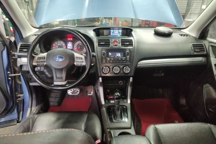 Used Subaru Forester 2013 2.5i Automatic Prestige Edition Center Console