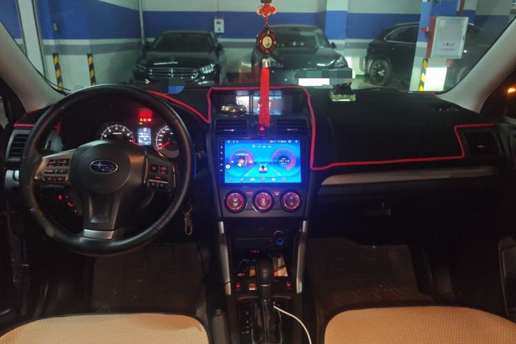 Used Subaru Forester 2013 2.5i Automatic Luxury Edition Center Console