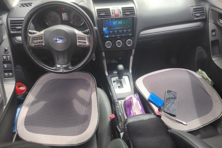 Used Subaru Forester 2013 2.5i Automatic Elite Edition Center Console