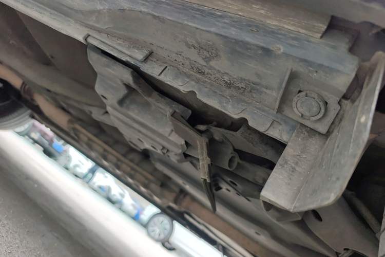 Used Subaru Forester 2013 2.5i Automatic Luxury Edition Chassis Rear Left