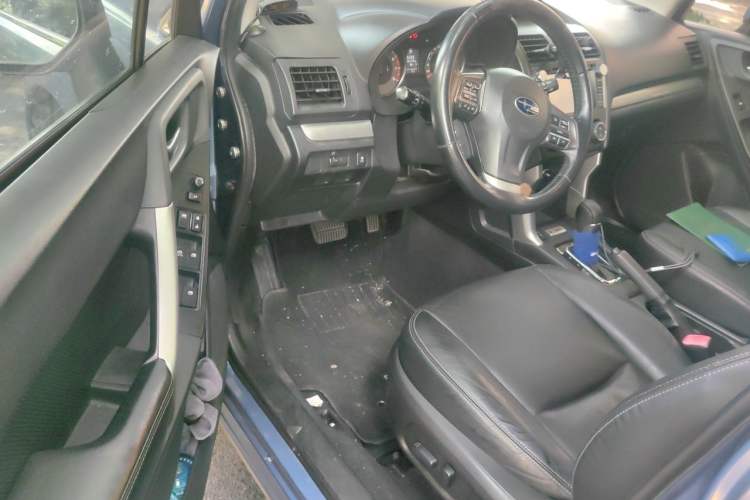 Used Subaru Forester 2013 2.5i Automatic Luxury Edition Driver Seat