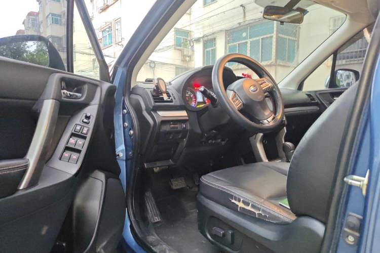 Used Subaru Forester 2013 2.5i Automatic Luxury Navigation Edition Driver Seat