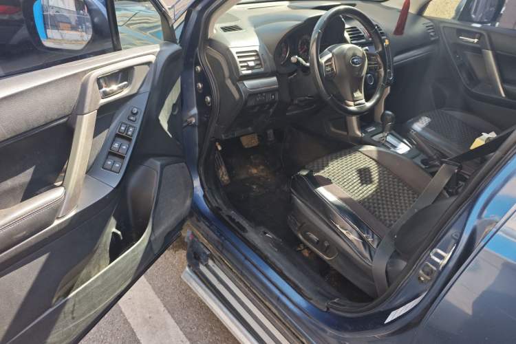 Used Subaru Forester 2013 2.0i Automatic Luxury Edition Driver Seat