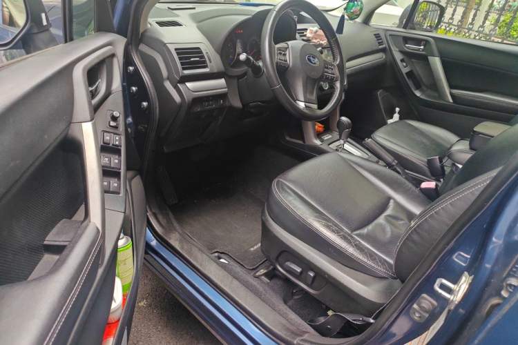 Used Subaru Forester 2013 2.0i Automatic Luxury Edition Driver Seat