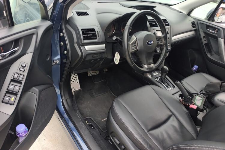 Used Subaru Forester 2013 2.5i Automatic Luxury Edition Driver Seat