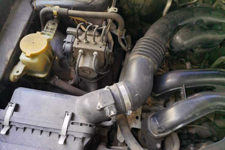 Used Subaru Forester 2013 2.5i Automatic Prestige Edition Engine Bay Right