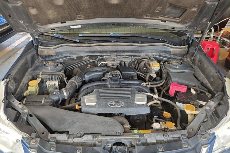 Used Subaru Forester 2013 2.5i Automatic Luxury Edition Engine Bay