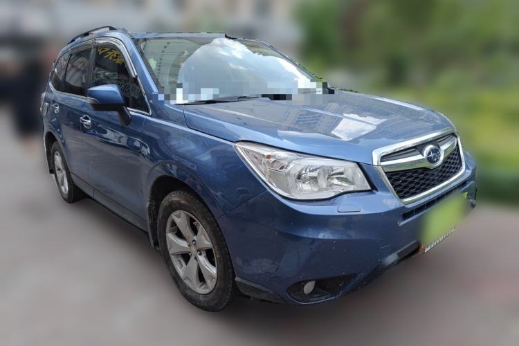 Used Subaru Forester 2013 2.5i Automatic Luxury Edition Front Right 45 Deg
