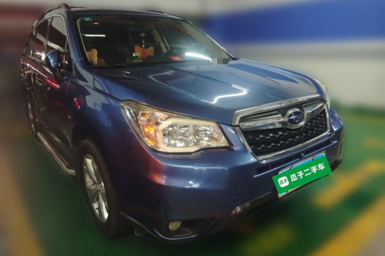 Used Subaru Forester 2013 2.5i Automatic Luxury Edition Front Right 45 Deg