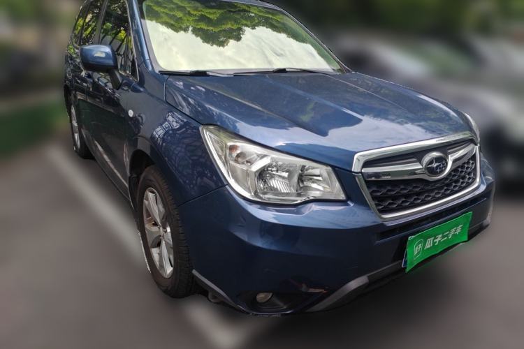 Used Subaru Forester 2013 2.0i Automatic Luxury Edition Front Right 45 Deg