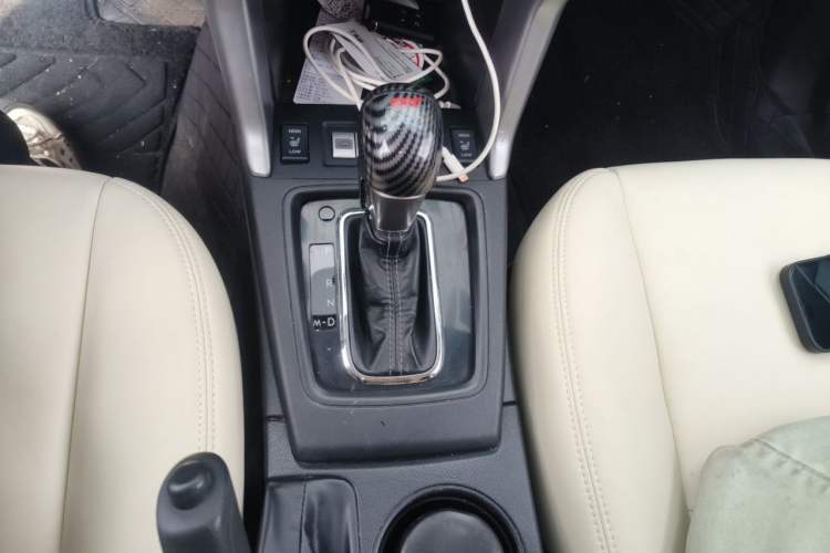 Used Subaru Forester 2013 2.0T Automatic Prestige Navigation Edition Gear Lever