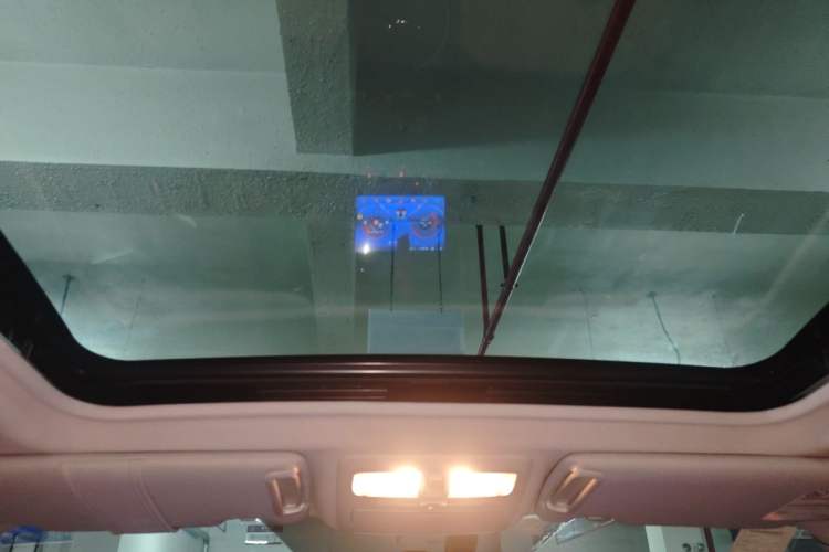Used Subaru Forester 2013 2.5i Automatic Luxury Edition Headliner