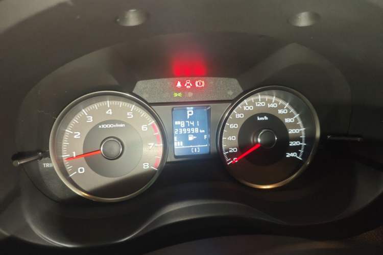 Used Subaru Forester 2013 2.5i Automatic Luxury Edition Instrument Cluster